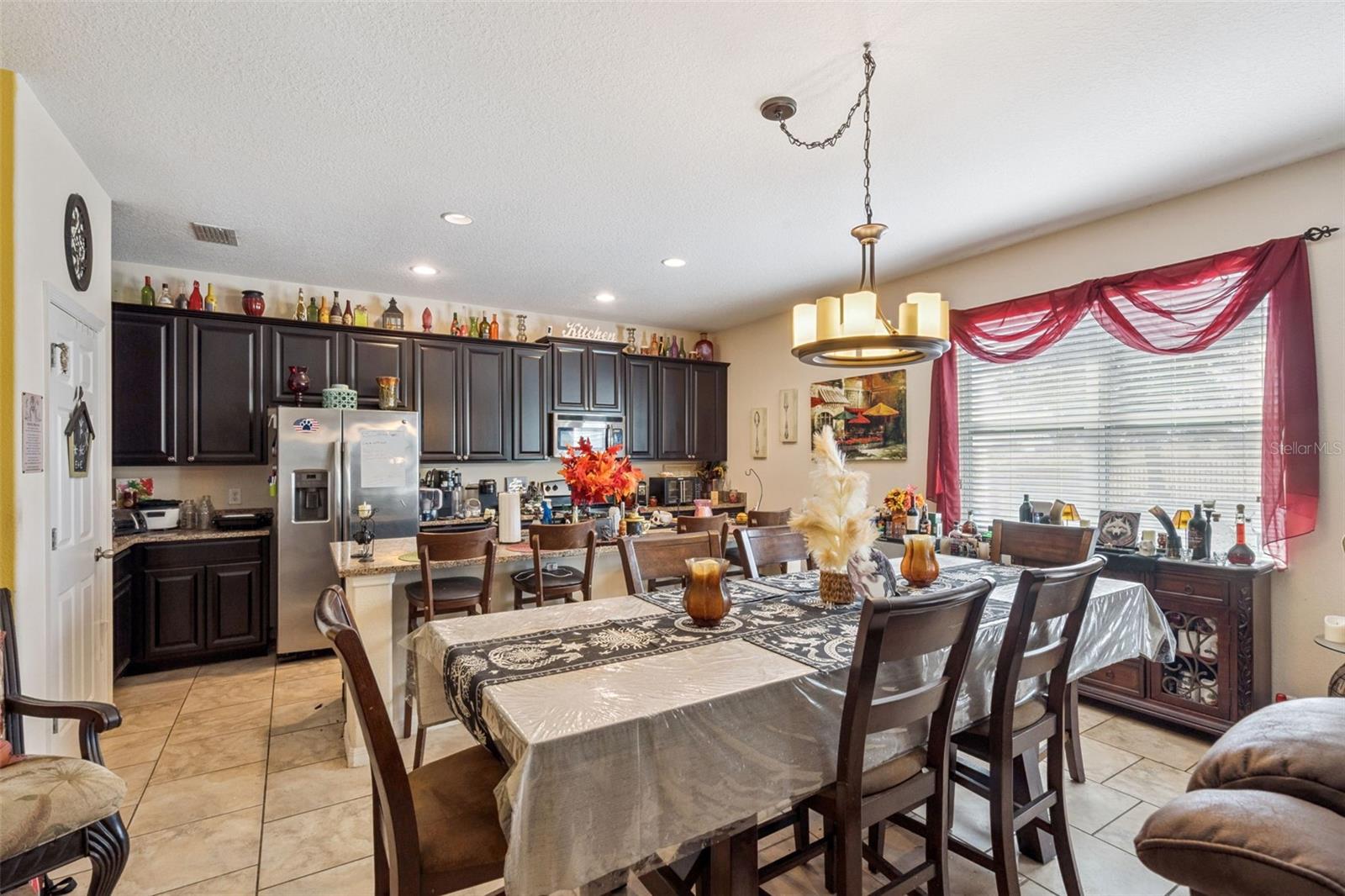 Image 13 of 51 For 9889 Lenox Street