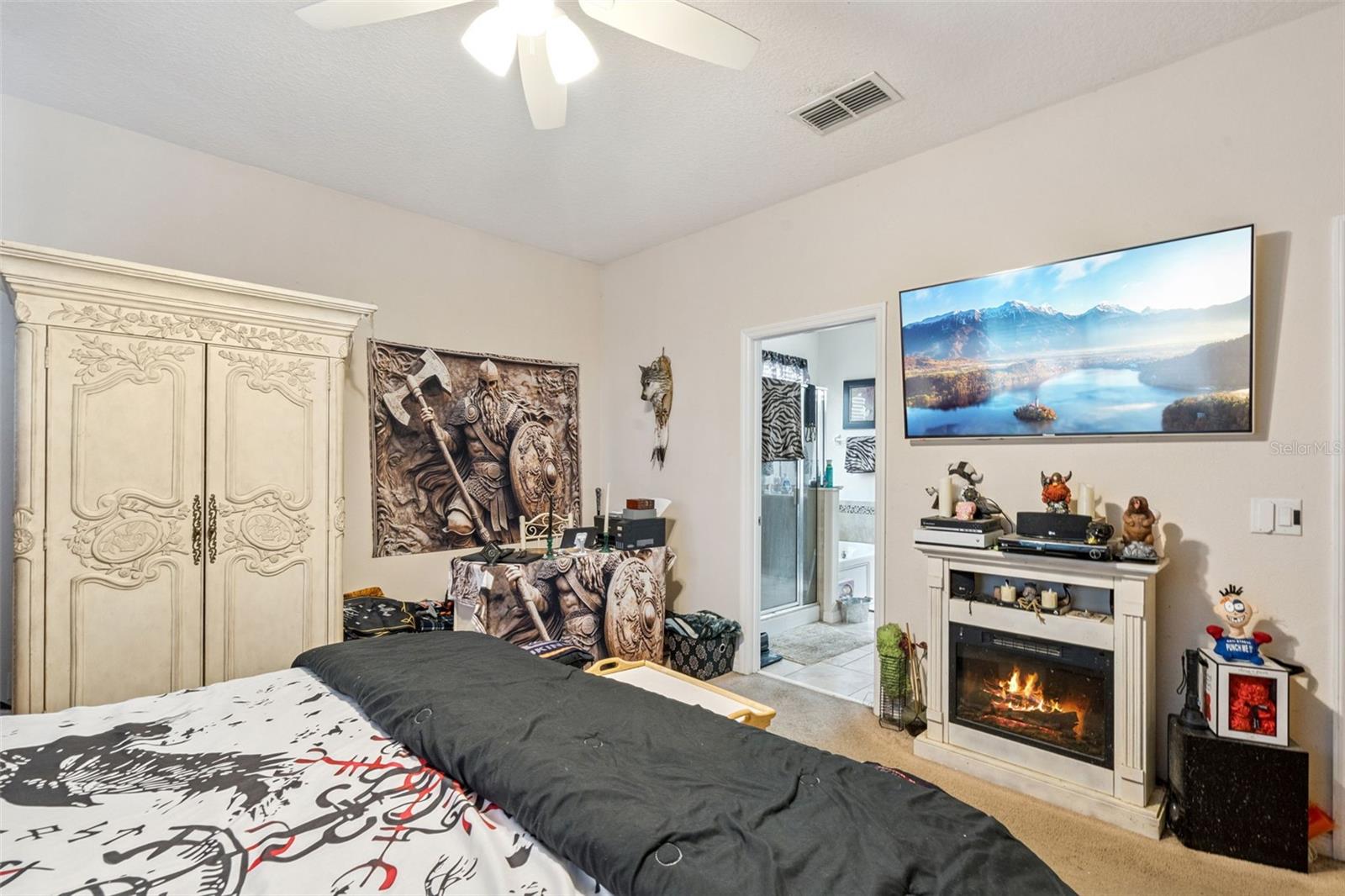 Image 19 of 51 For 9889 Lenox Street