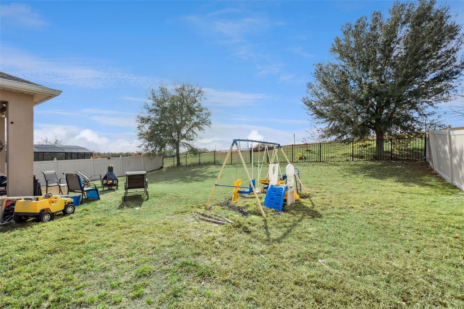 Image 36 of 51 For 9889 Lenox Street