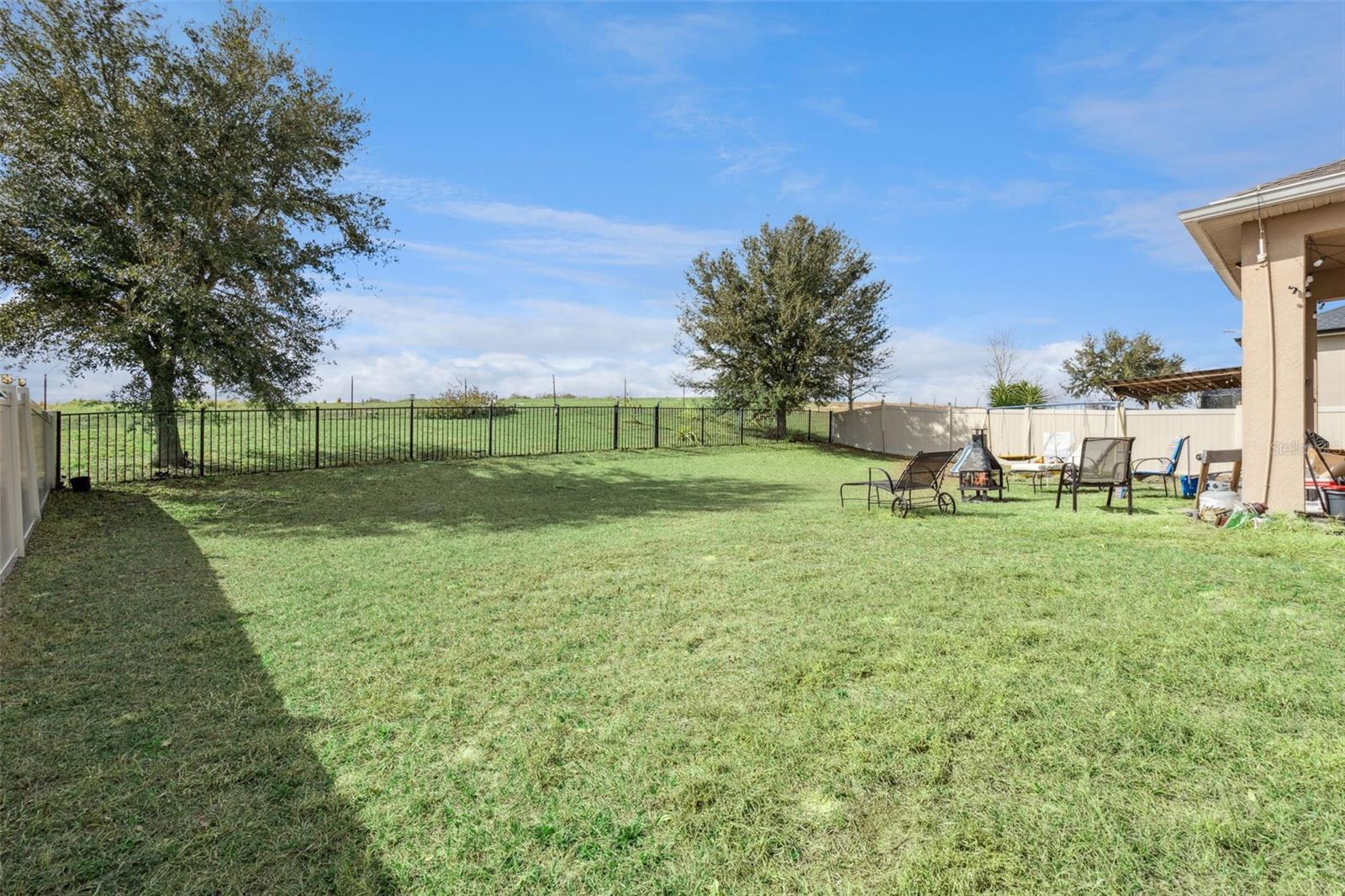 Image 37 of 51 For 9889 Lenox Street