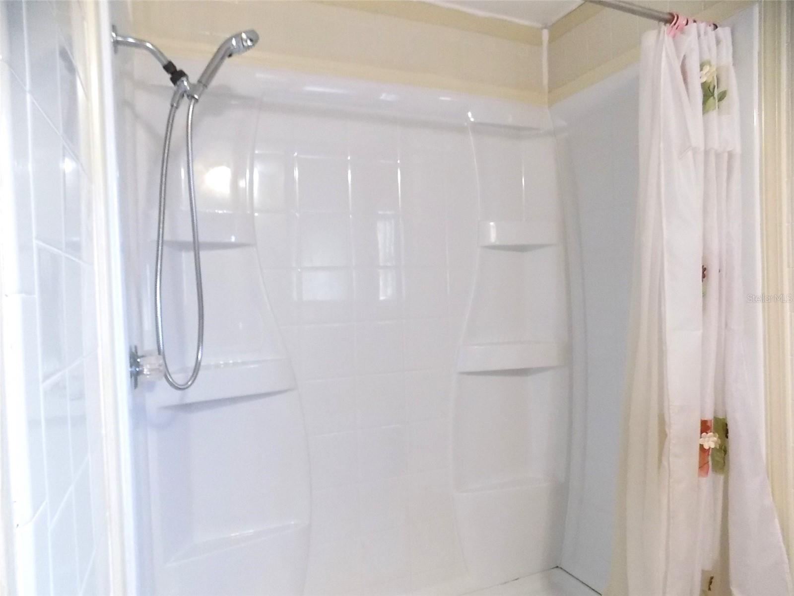 Image 20 of 24 For 9085 Jupiter Drive