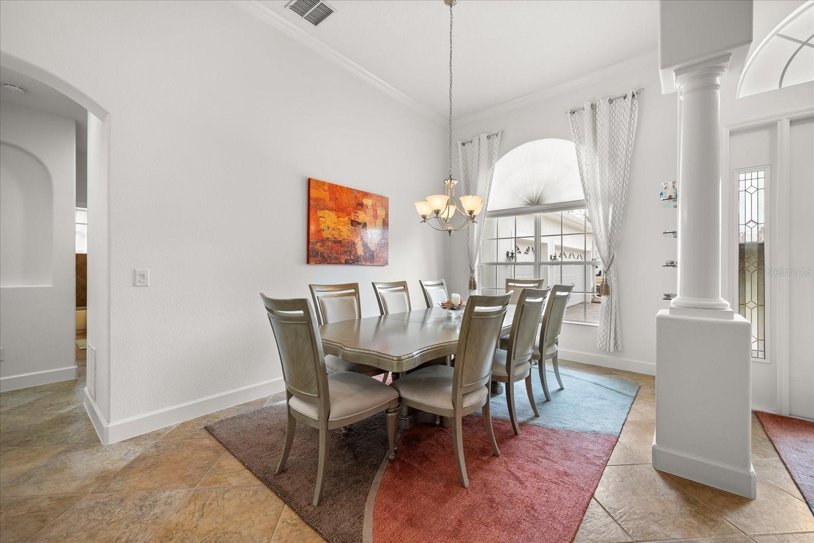 Listing photo id 9 for 2324 Willow Drop Way