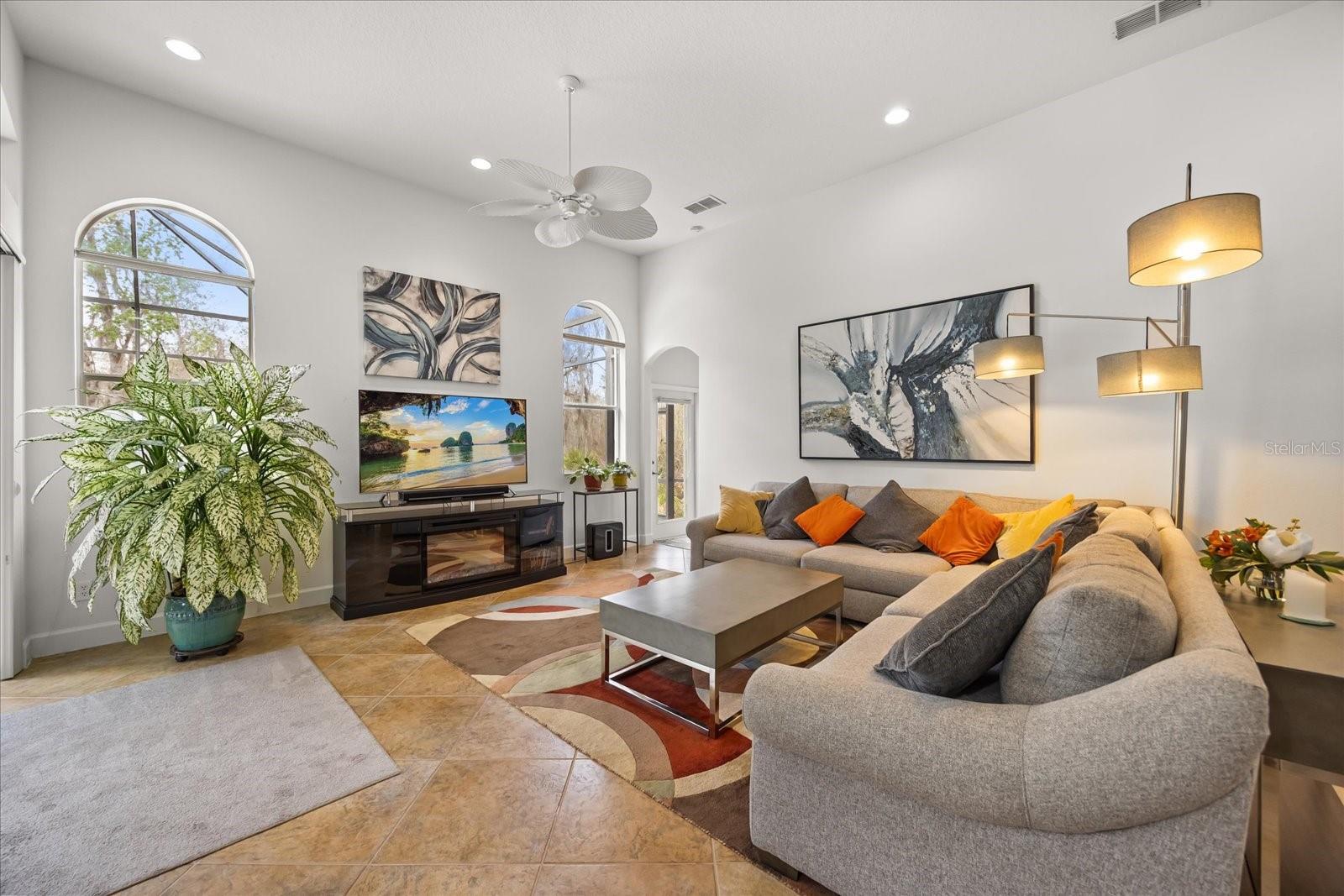 Listing photo id 14 for 2324 Willow Drop Way