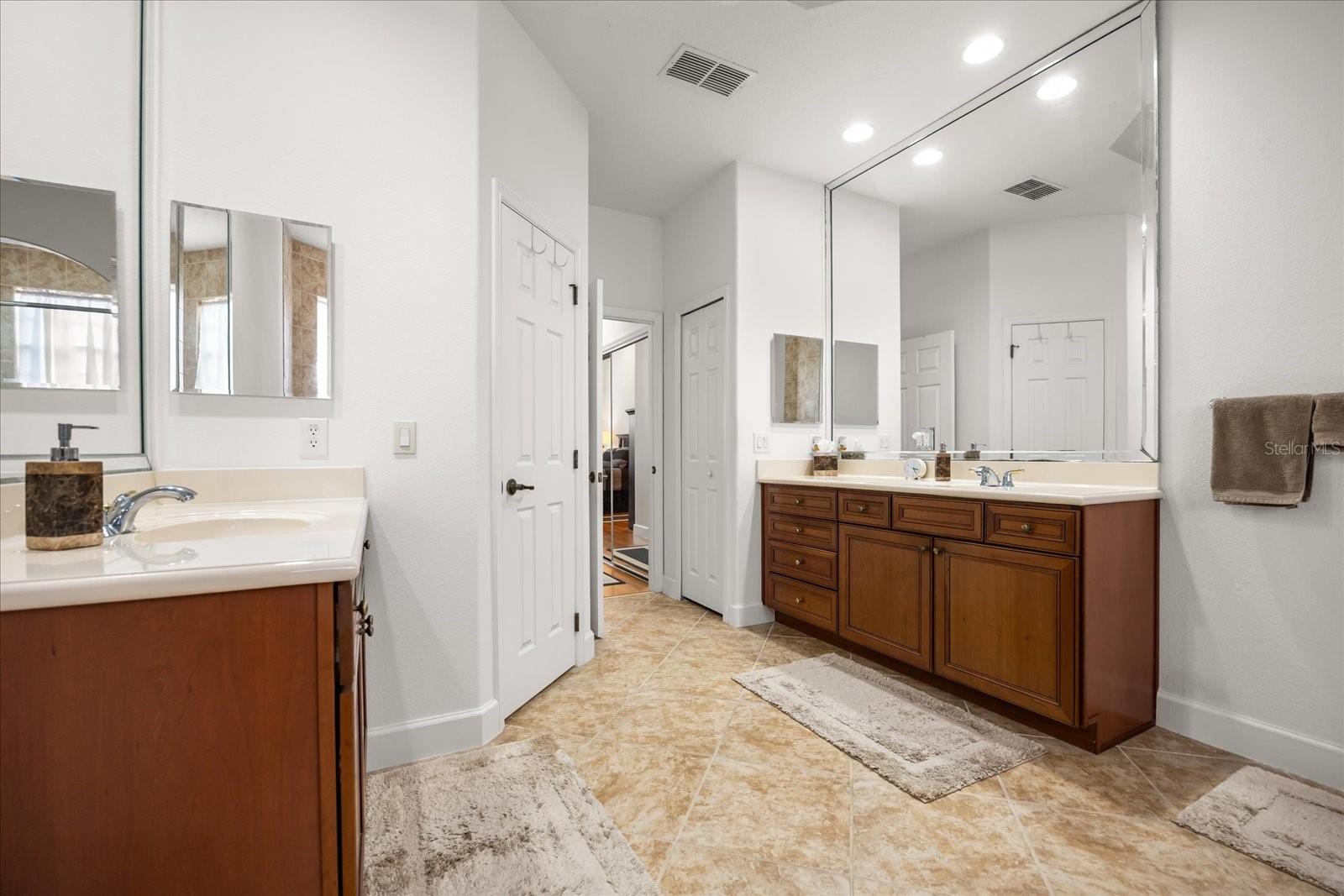 Listing photo id 20 for 2324 Willow Drop Way