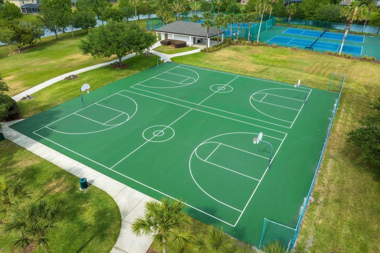 Listing photo id 45 for 2324 Willow Drop Way