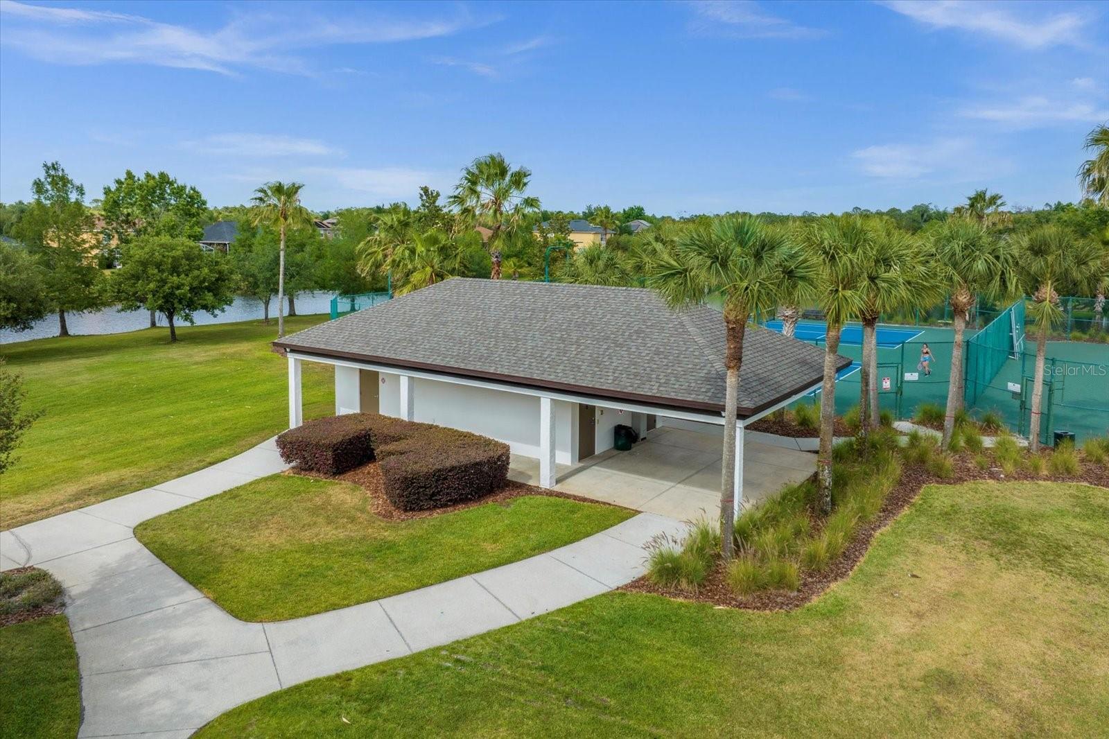 Listing photo id 49 for 2324 Willow Drop Way