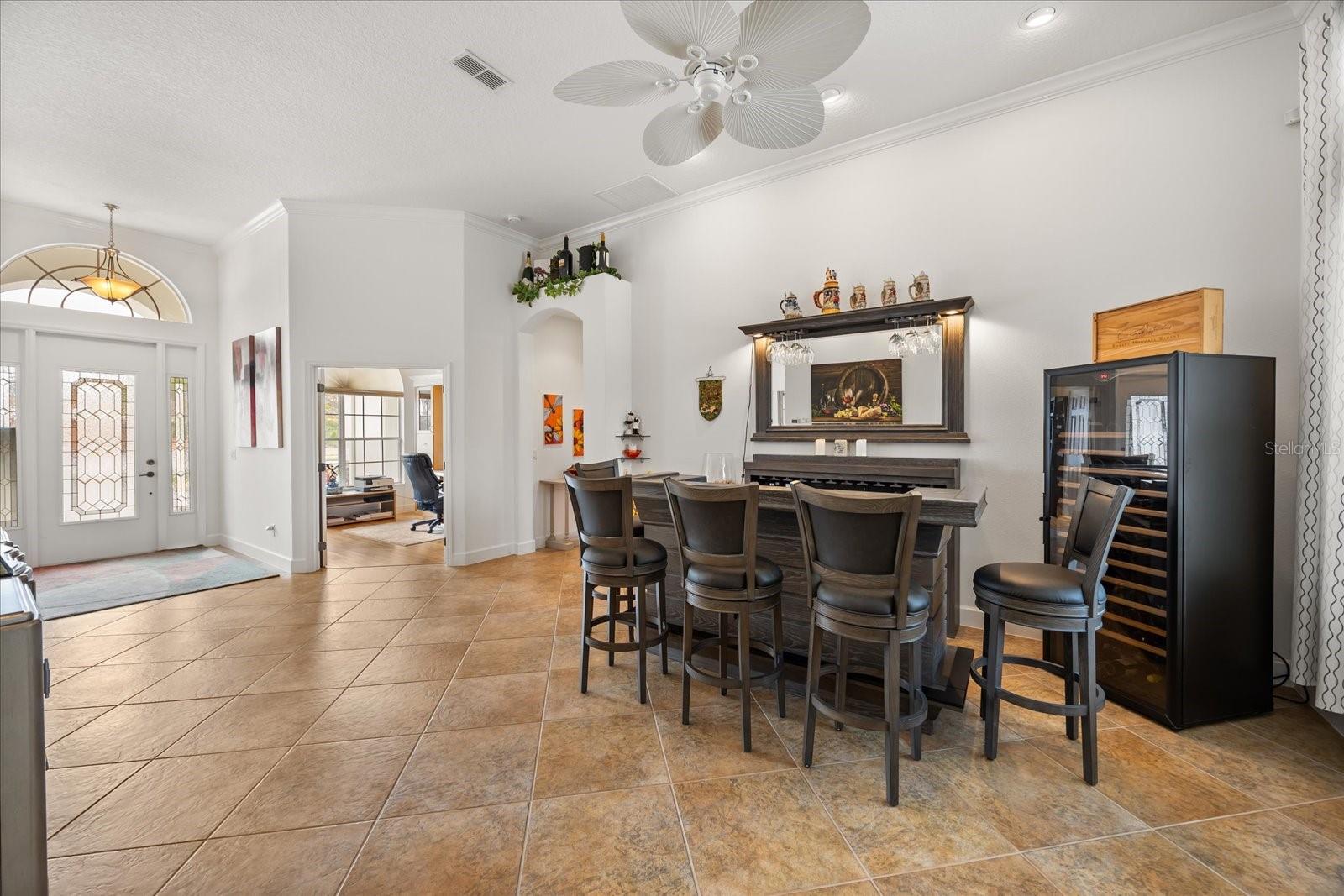 Listing photo id 7 for 2324 Willow Drop Way
