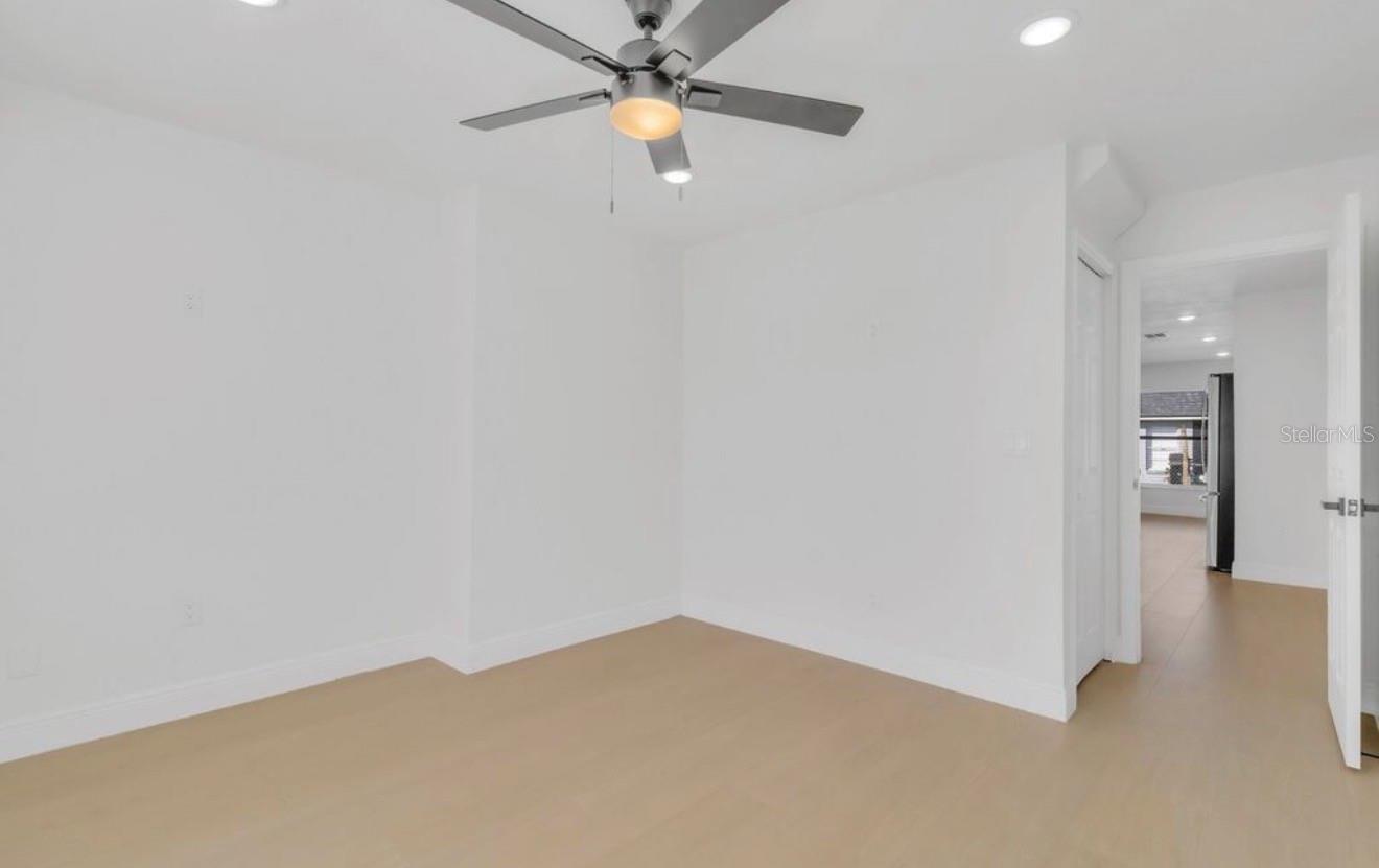 Image 22 of 30 For 2622 Liz Lane