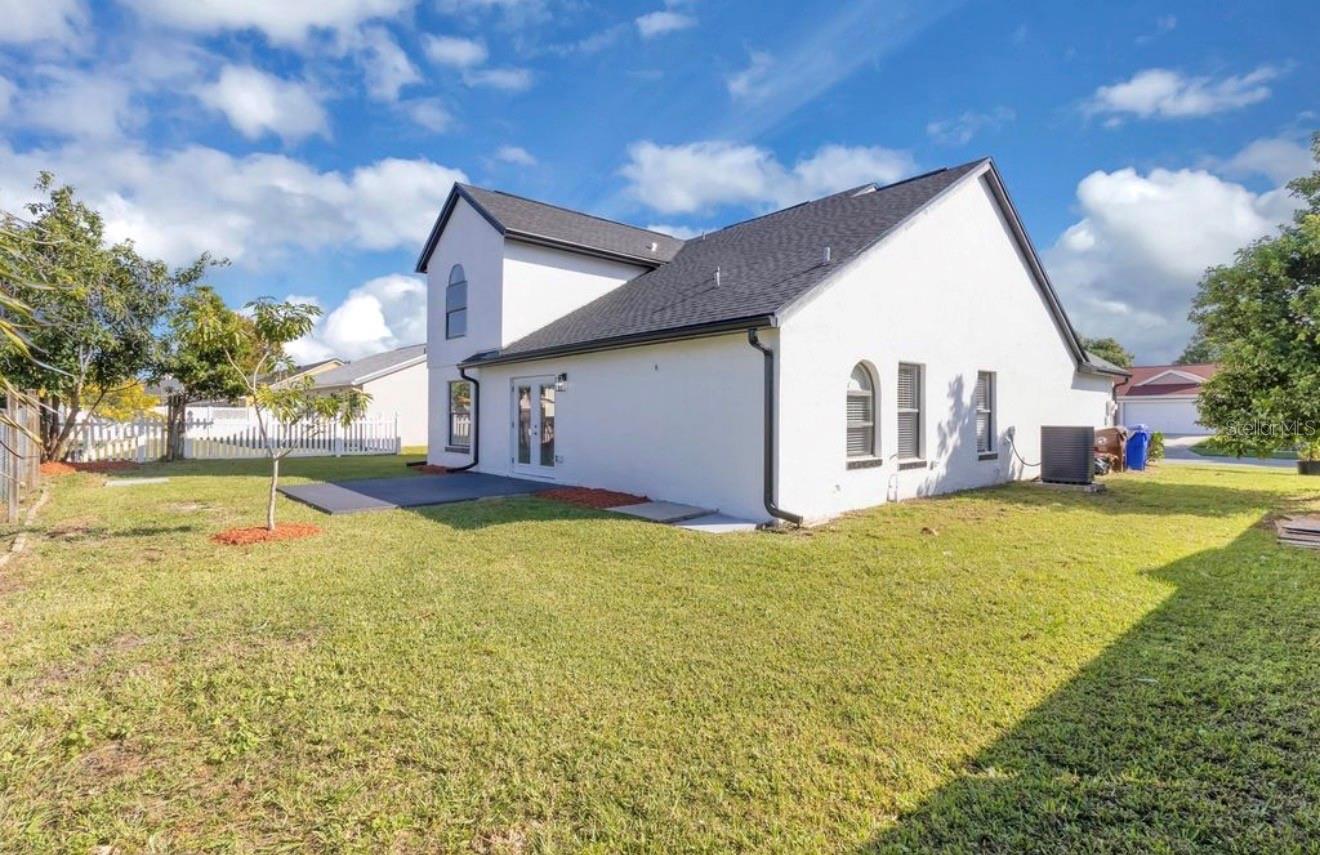 Image 28 of 30 For 2622 Liz Lane