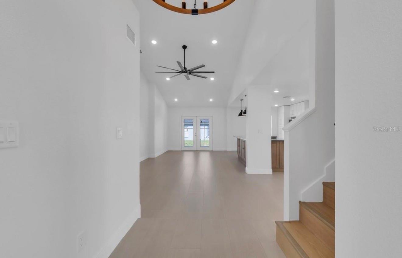 Image 4 of 30 For 2622 Liz Lane