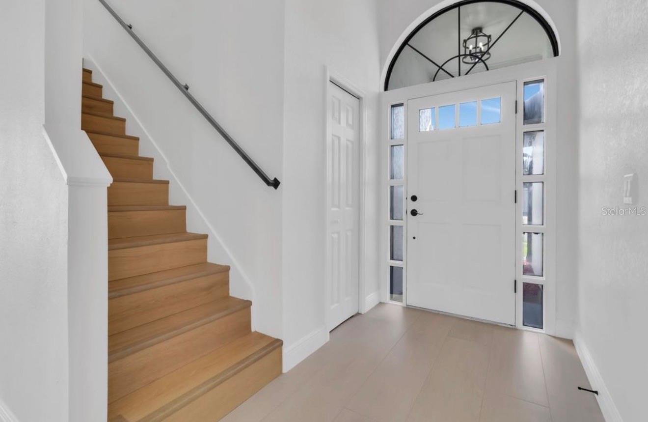 Image 5 of 30 For 2622 Liz Lane