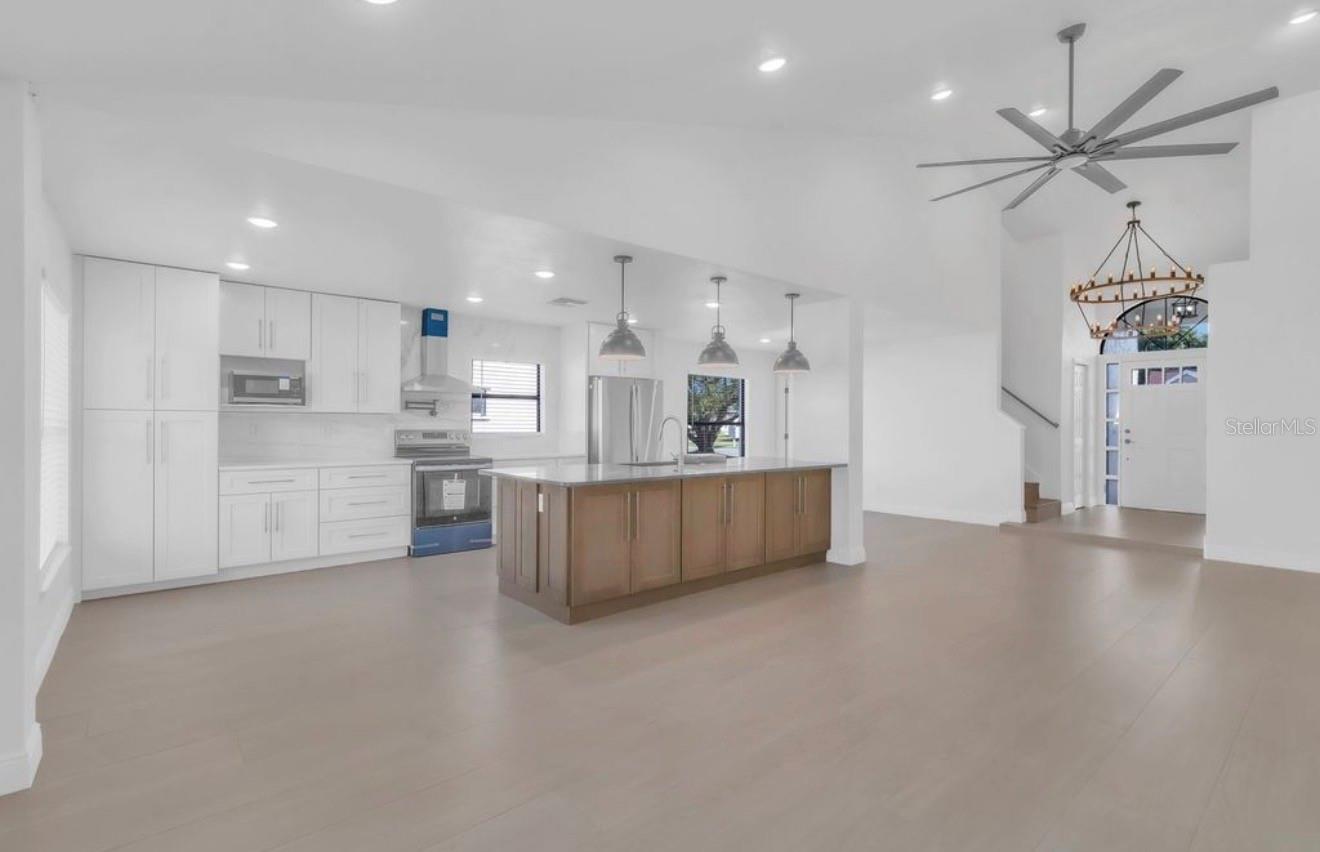 Image 7 of 30 For 2622 Liz Lane