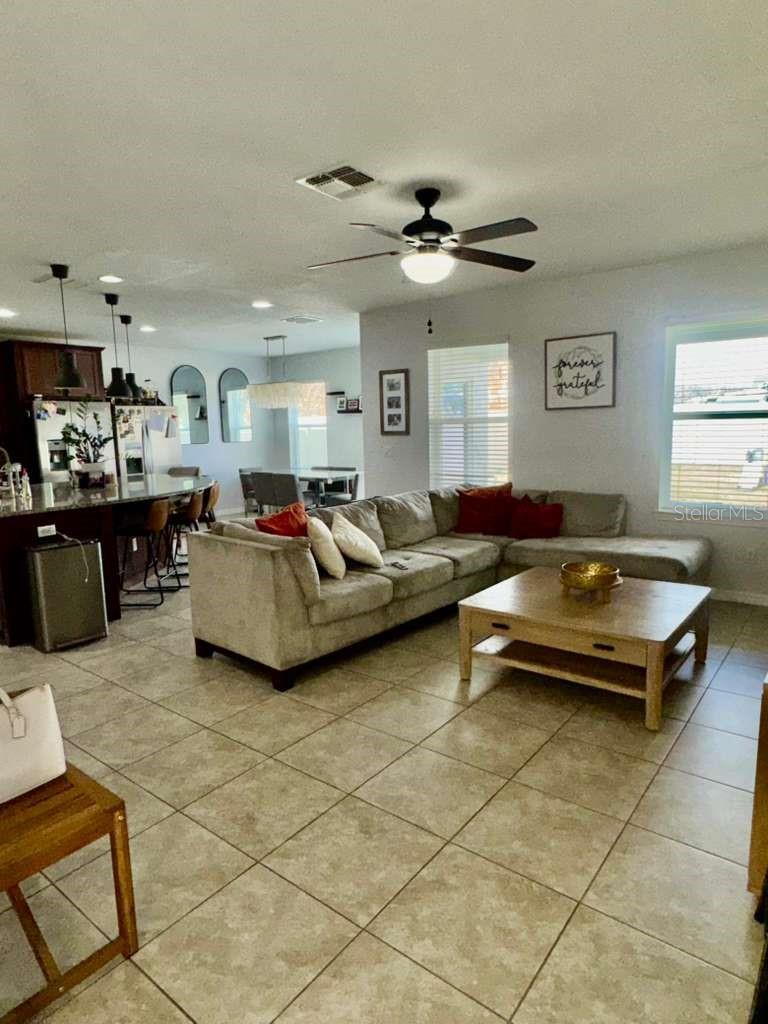 Image 8 of 25 For 2625 Waterline Street