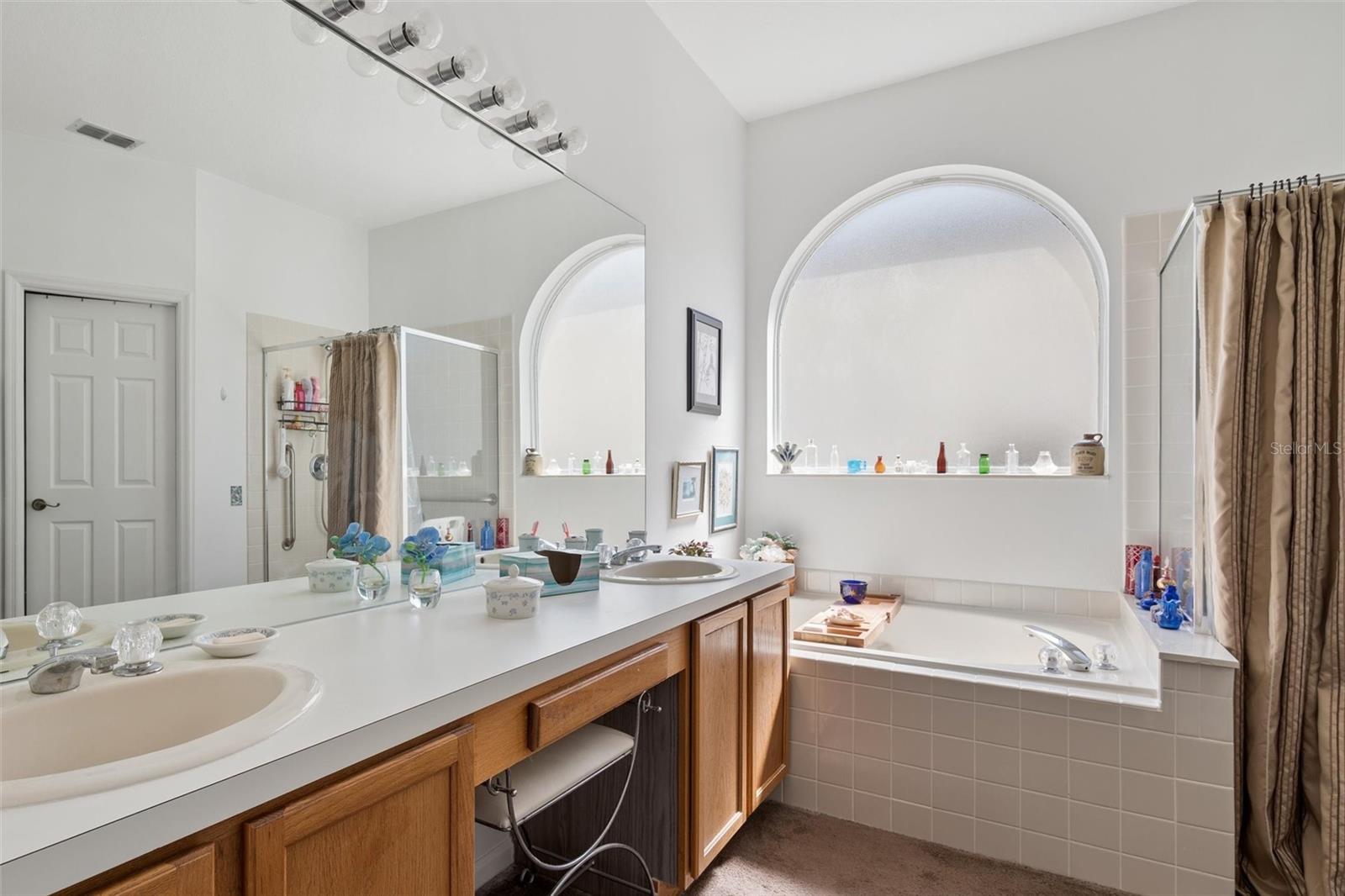 Image 19 of 61 For 3463 Clear Stream Drive