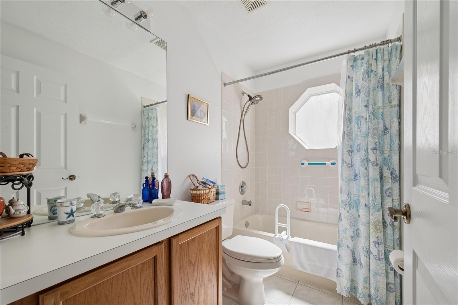 Image 24 of 61 For 3463 Clear Stream Drive