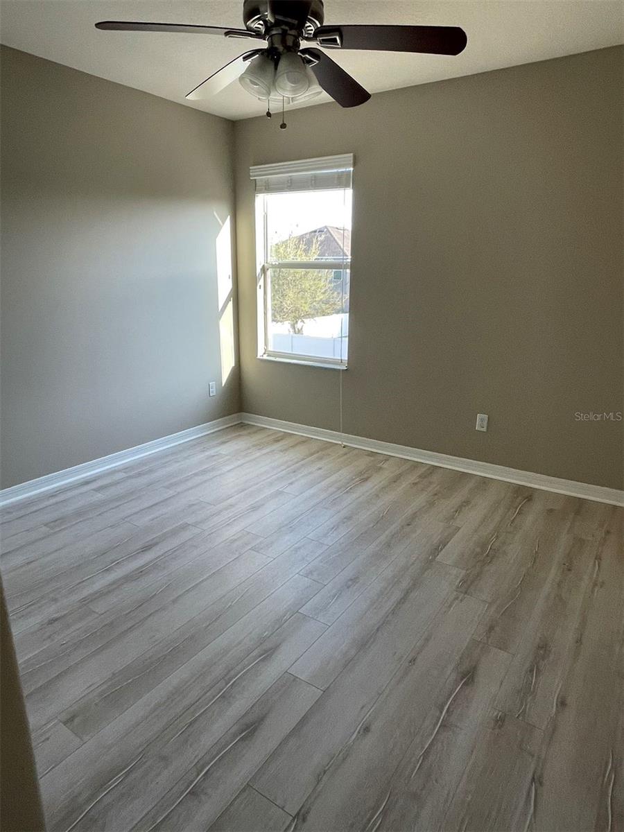 Image 28 of 38 For 12016 Deer Path Way