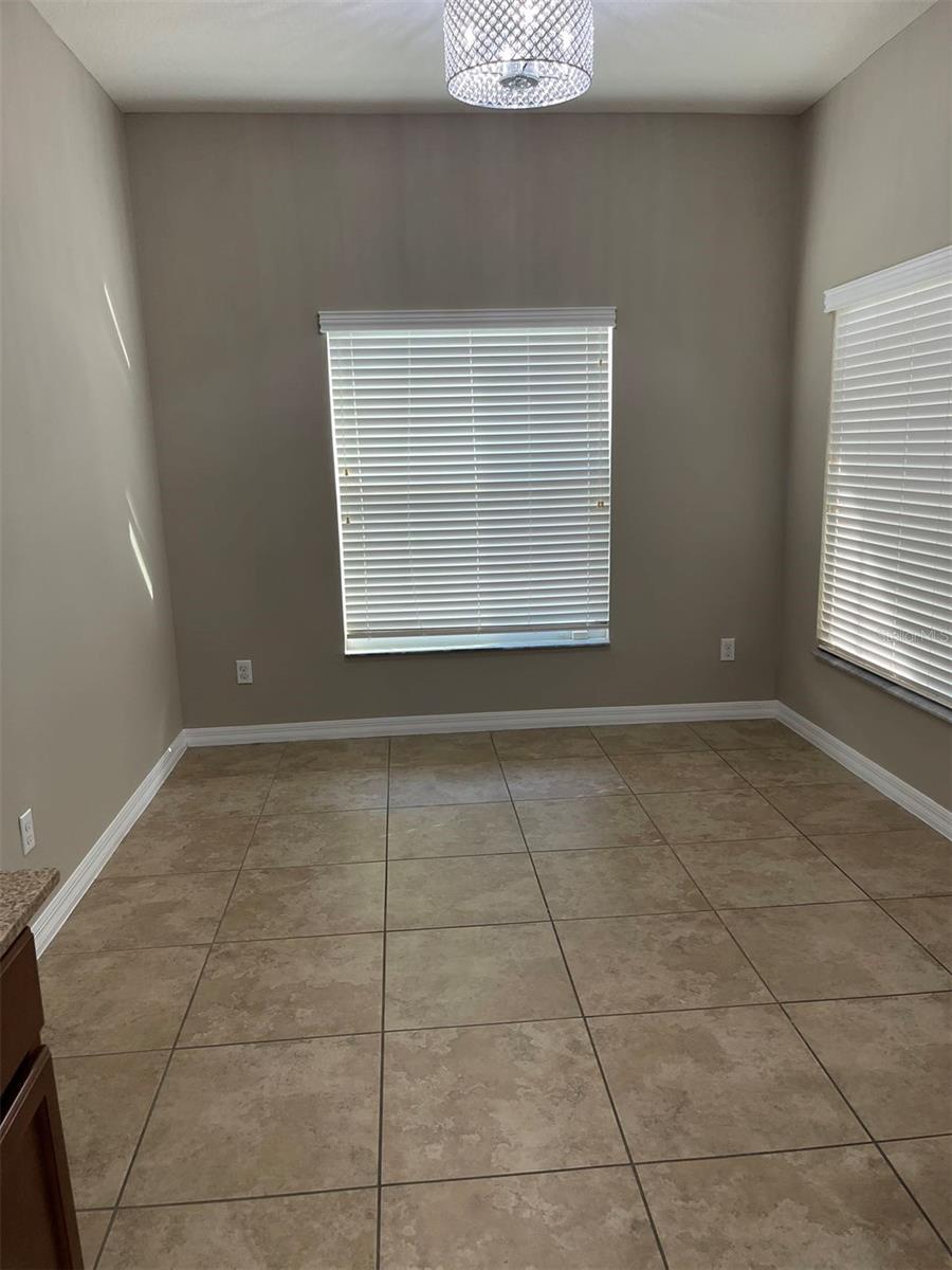 Image 9 of 38 For 12016 Deer Path Way