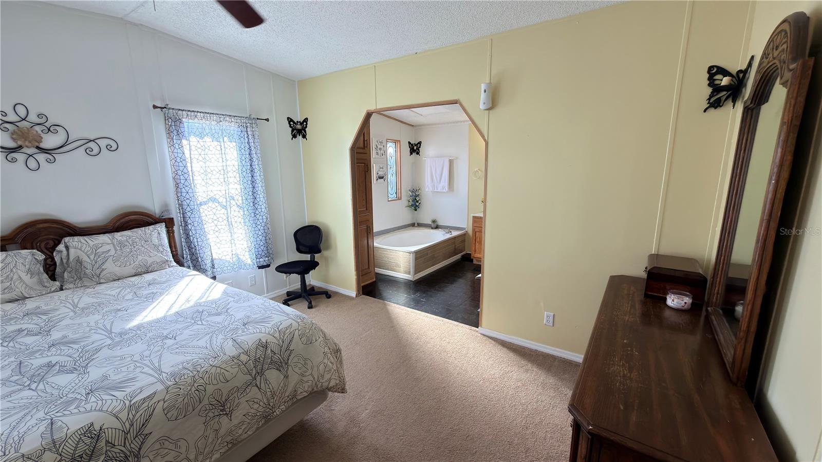 Image 20 of 26 For 15840 Florida 50  93