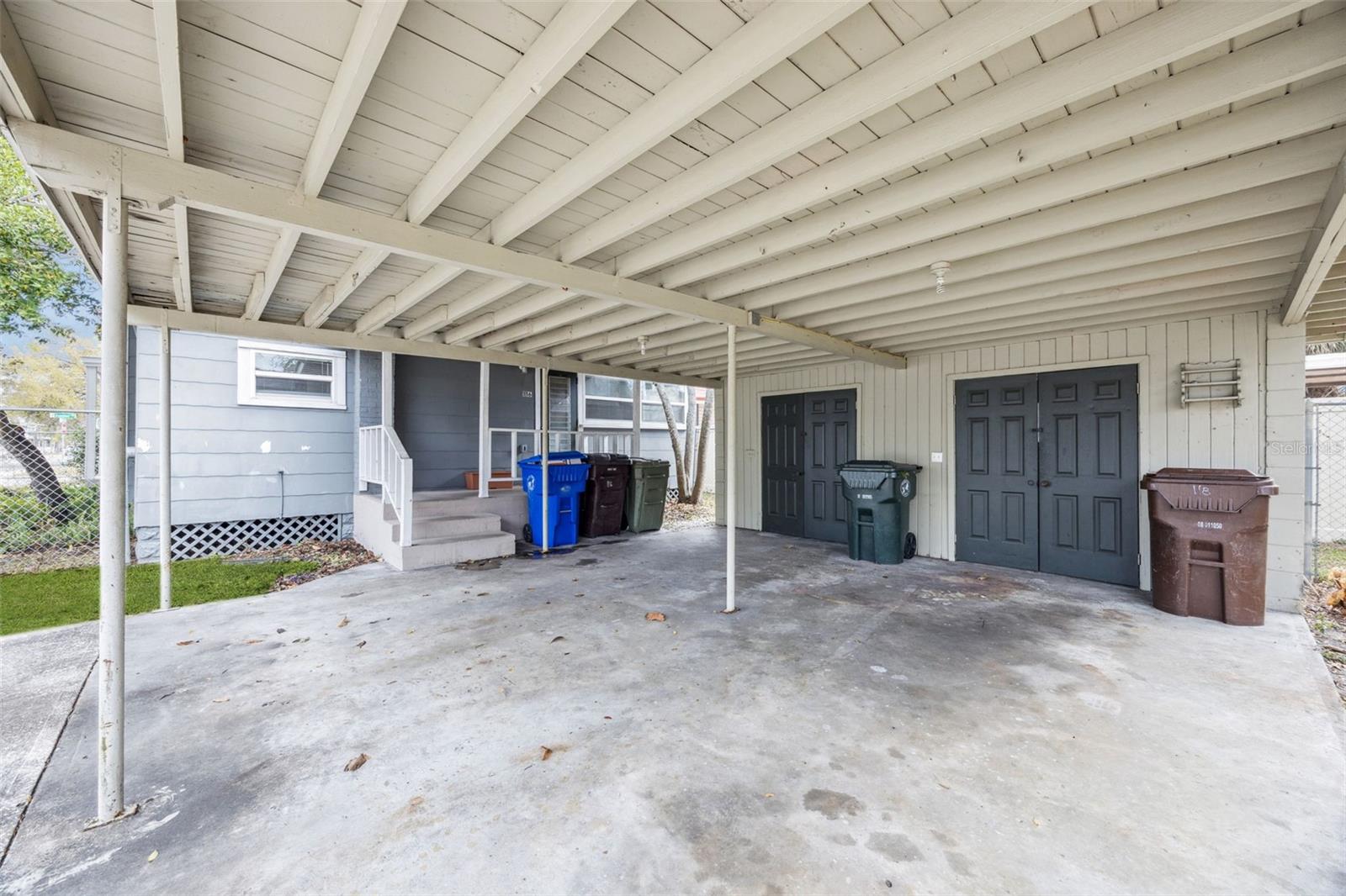 Image 32 of 49 For 116-118 Beaumont Avenue