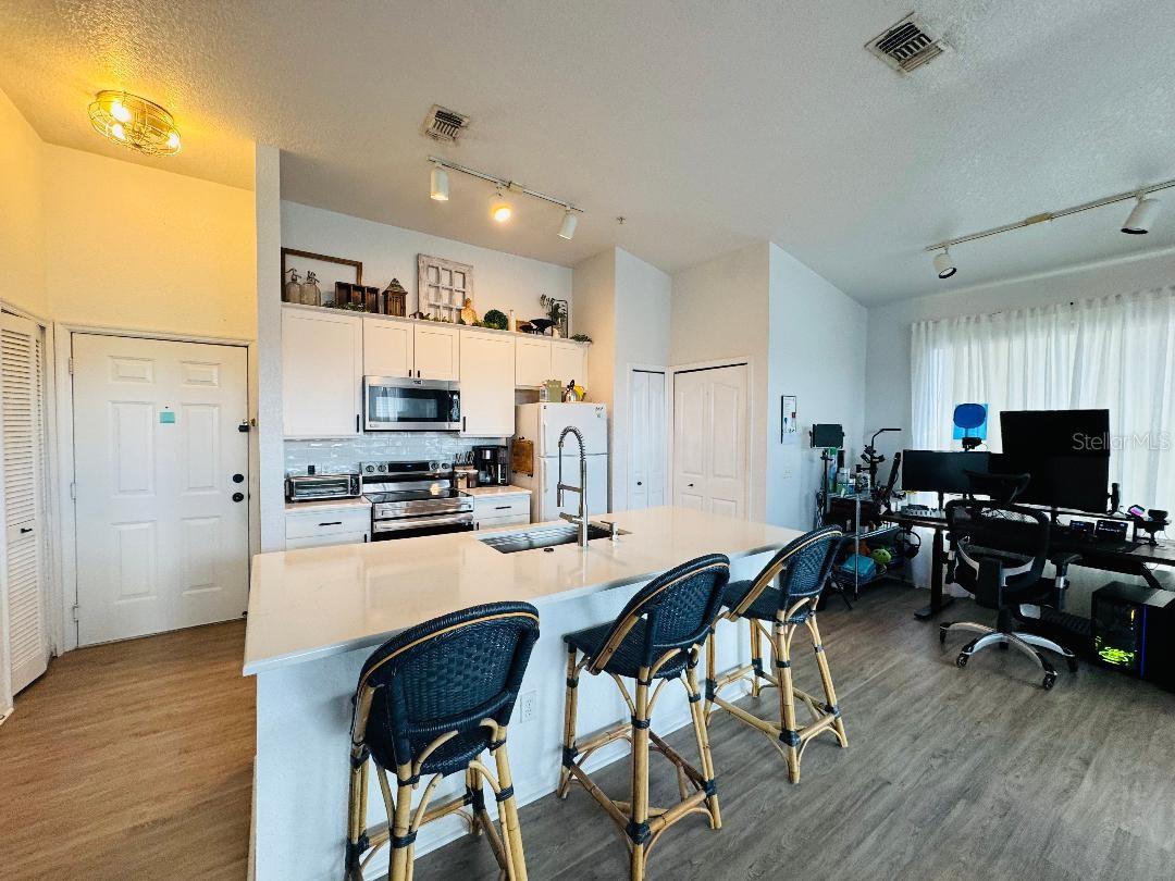 Image 8 of 26 For 2513 Maitland Crossing Way 312