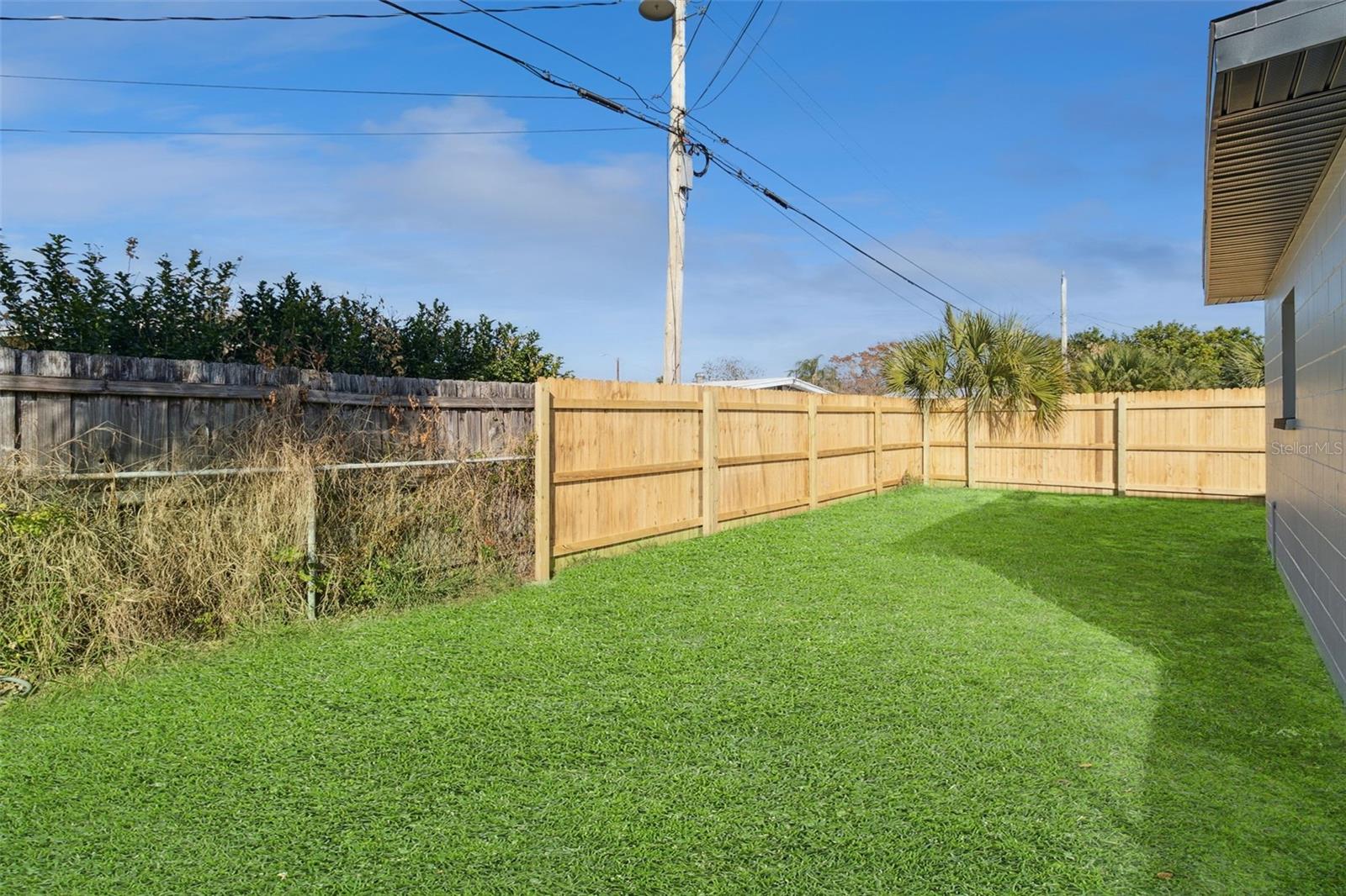 Image 19 of 23 For 1430 James Avenue