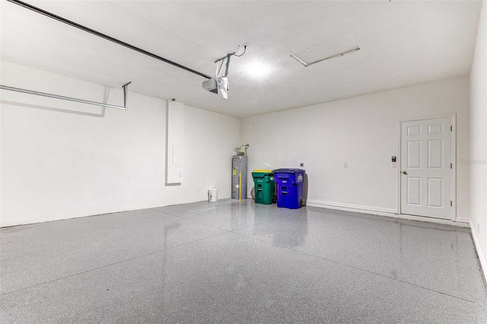 Image 17 of 72 For 3090 Suraj Circle