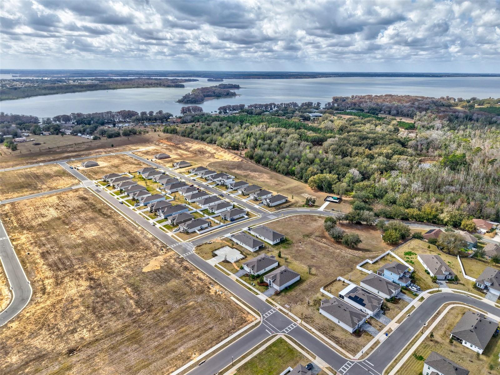 Image 55 of 72 For 3090 Suraj Circle