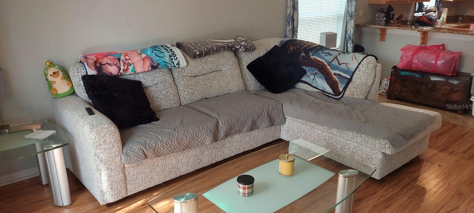 Image 6 of 13 For 1124 Bluegrass Drive