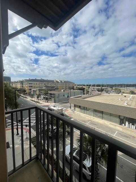 Image 12 of 20 For 911 Orange Avenue 427