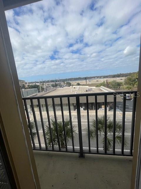 Image 13 of 20 For 911 Orange Avenue 427