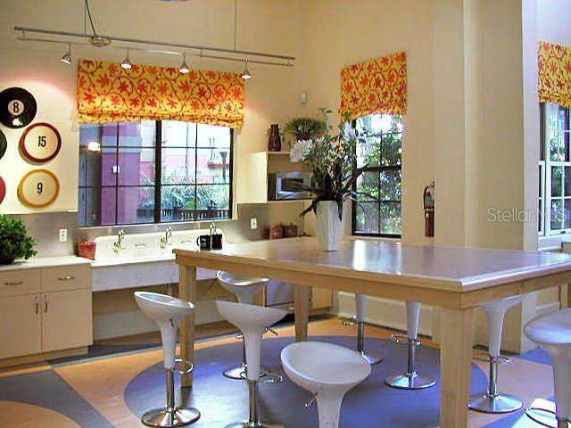 Image 3 of 20 For 911 Orange Avenue 427