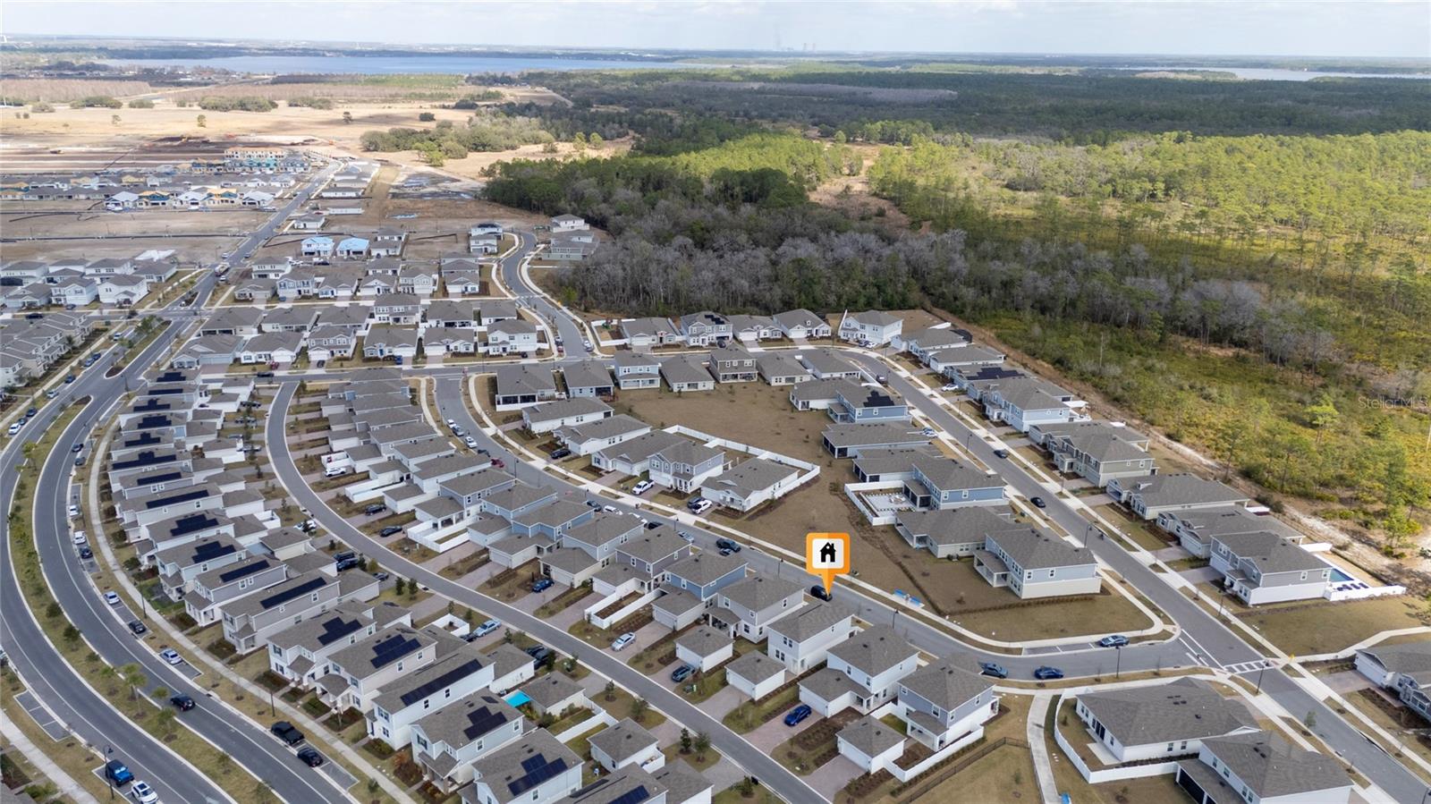 Image 35 of 43 For 3040 Park Vale Road