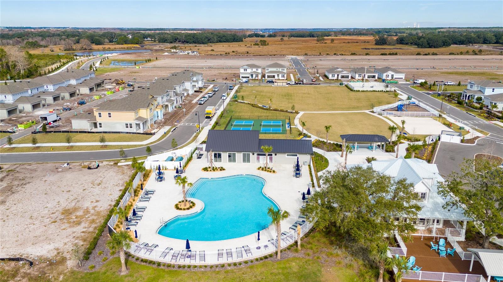 Image 38 of 43 For 3040 Park Vale Road