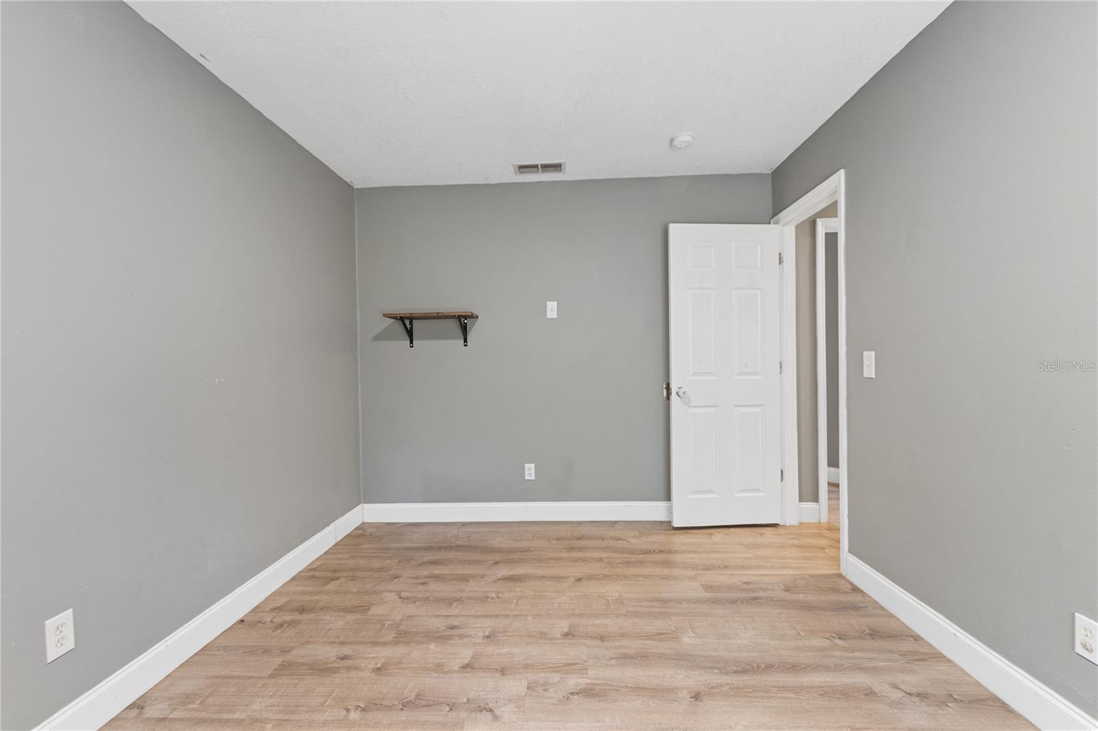 Image 12 of 24 For 600 Clarke Street