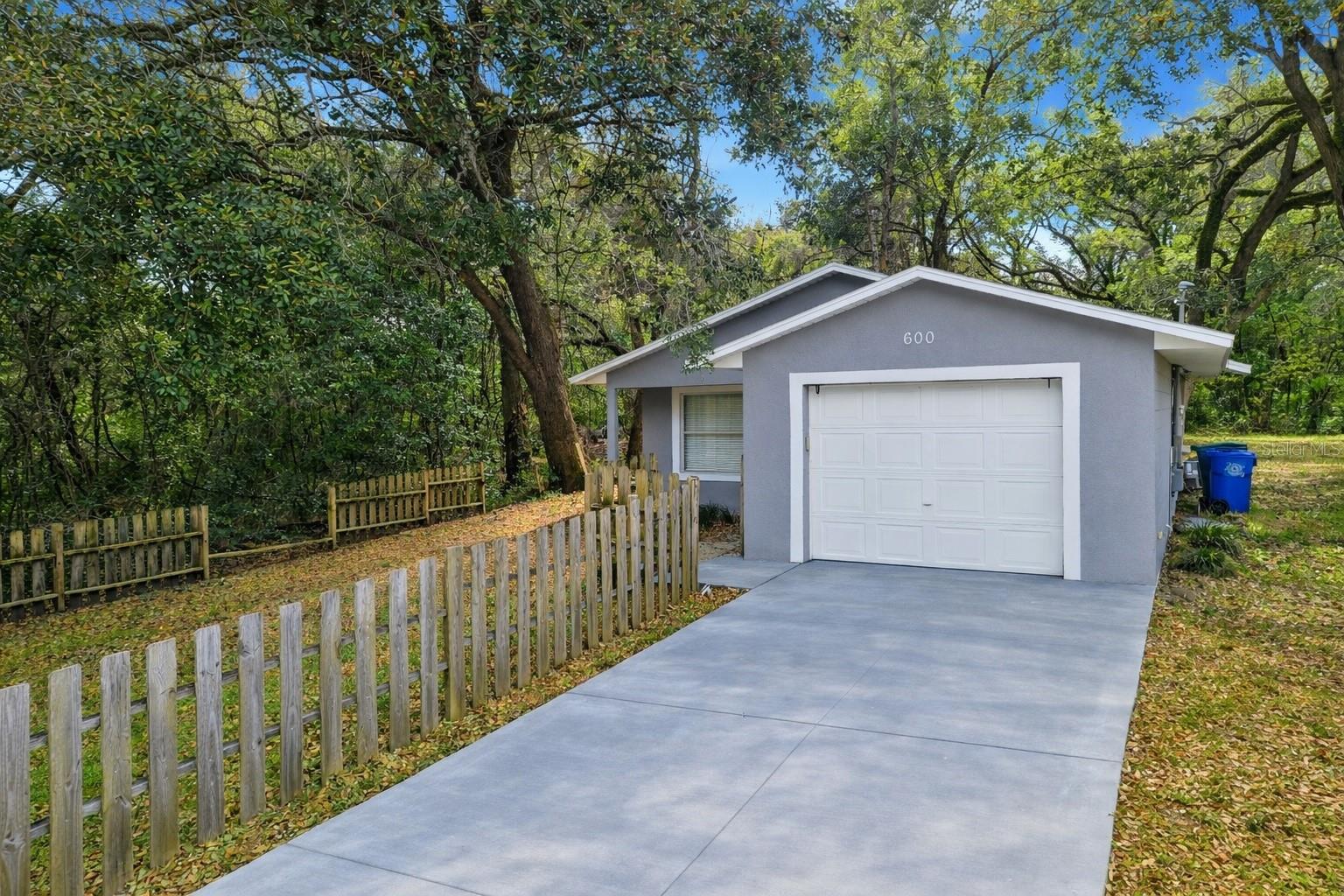 Image 21 of 24 For 600 Clarke Street