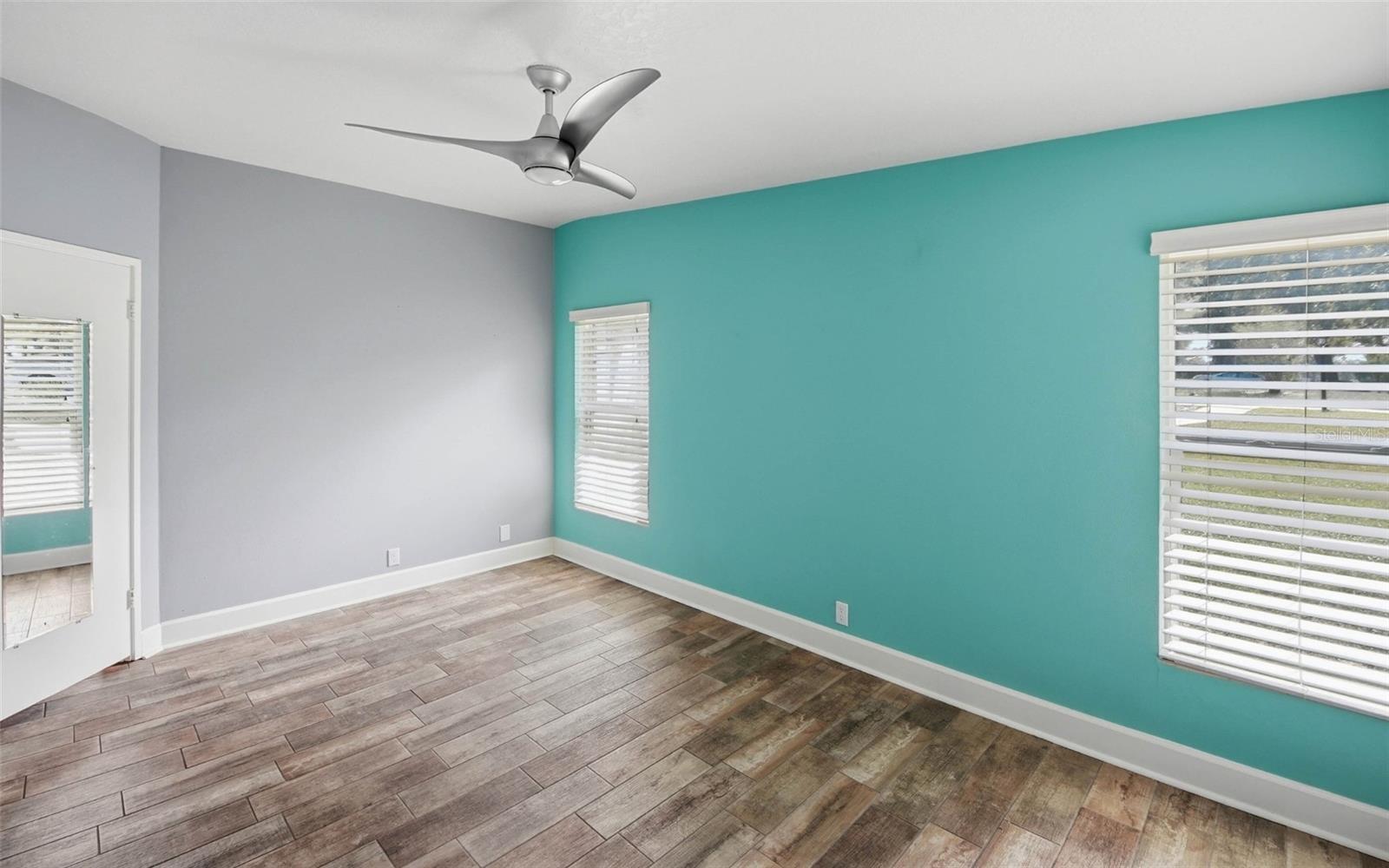 Image 11 of 24 For 701 Strathmore Drive