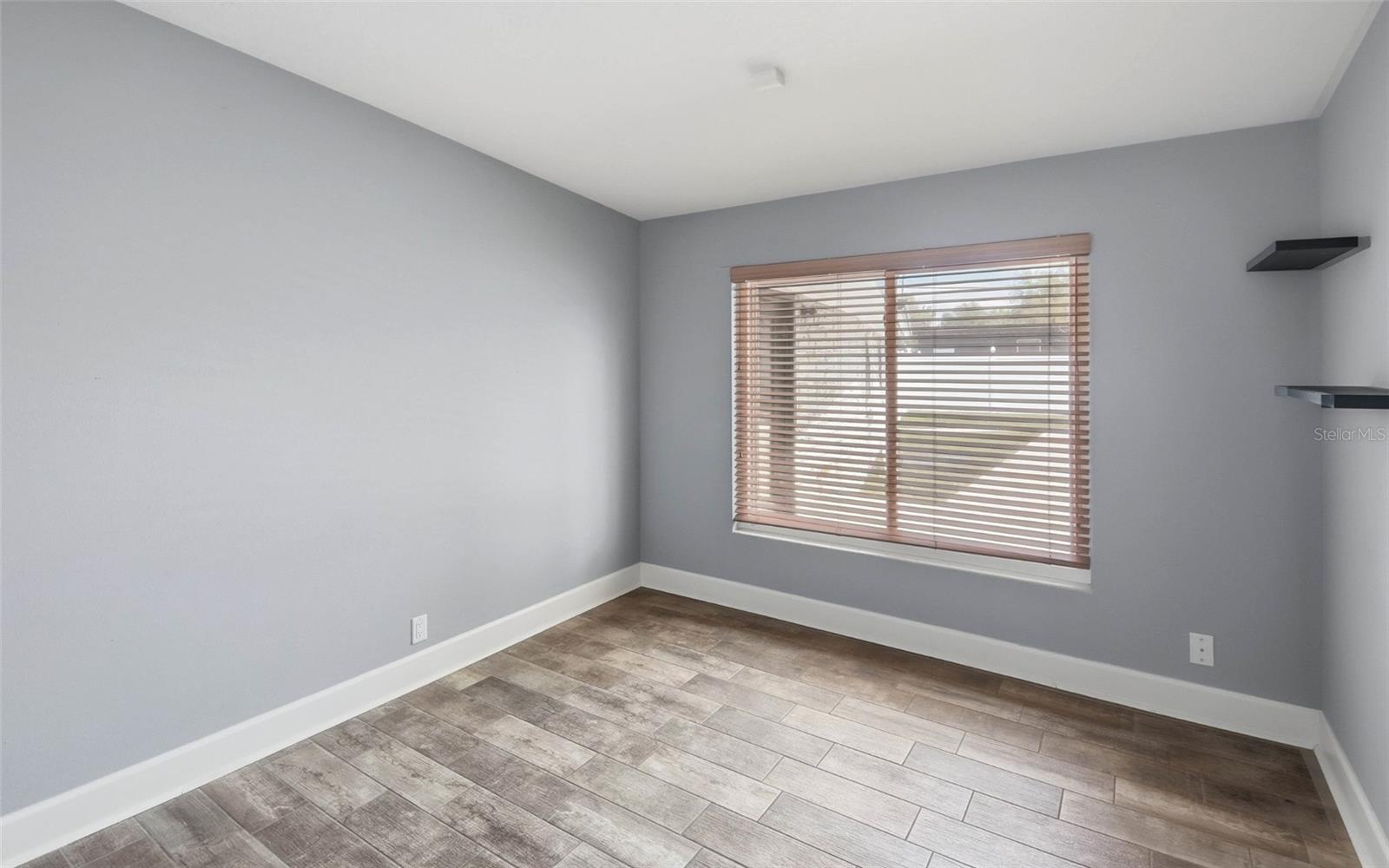 Image 13 of 24 For 701 Strathmore Drive