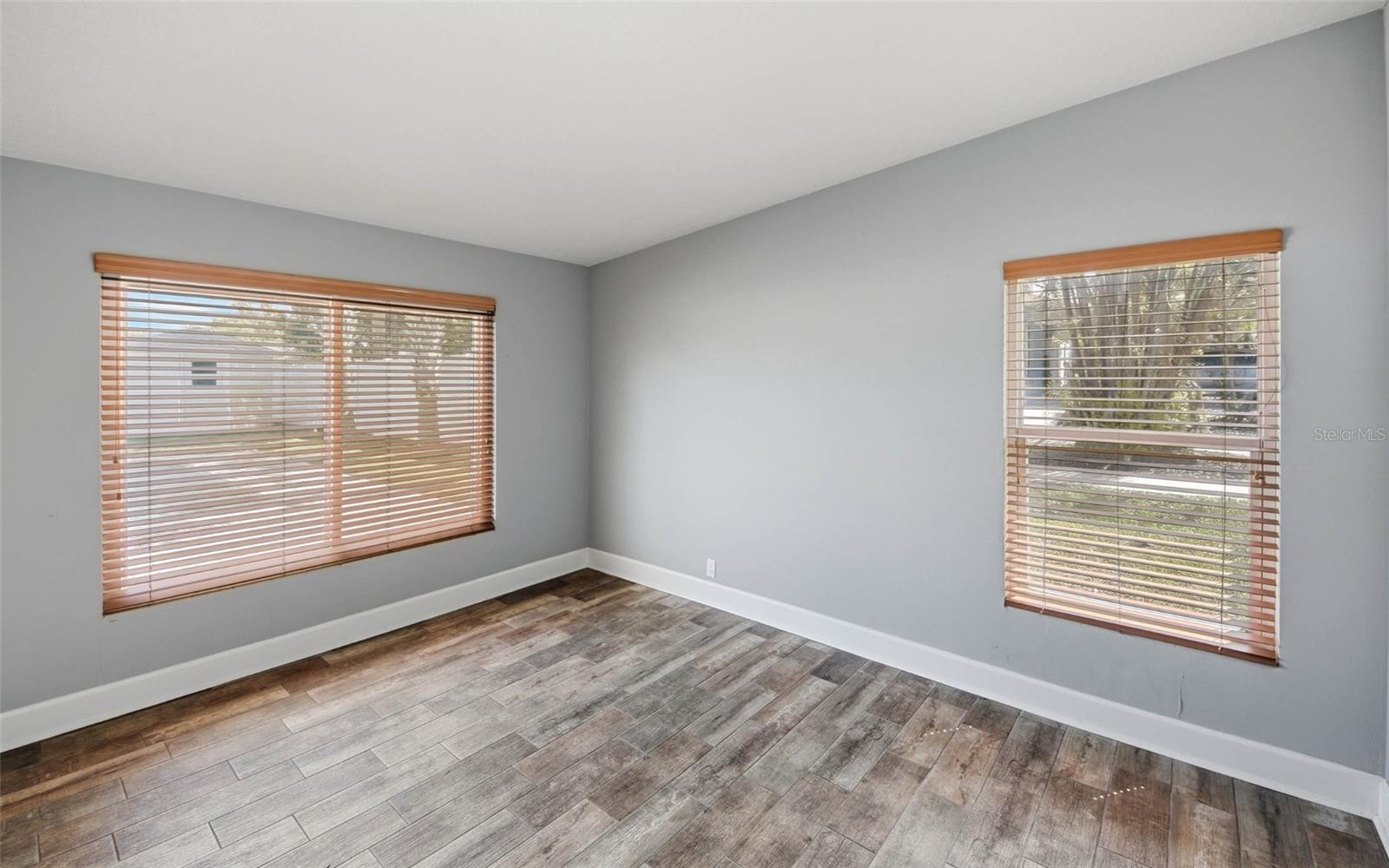 Image 15 of 24 For 701 Strathmore Drive