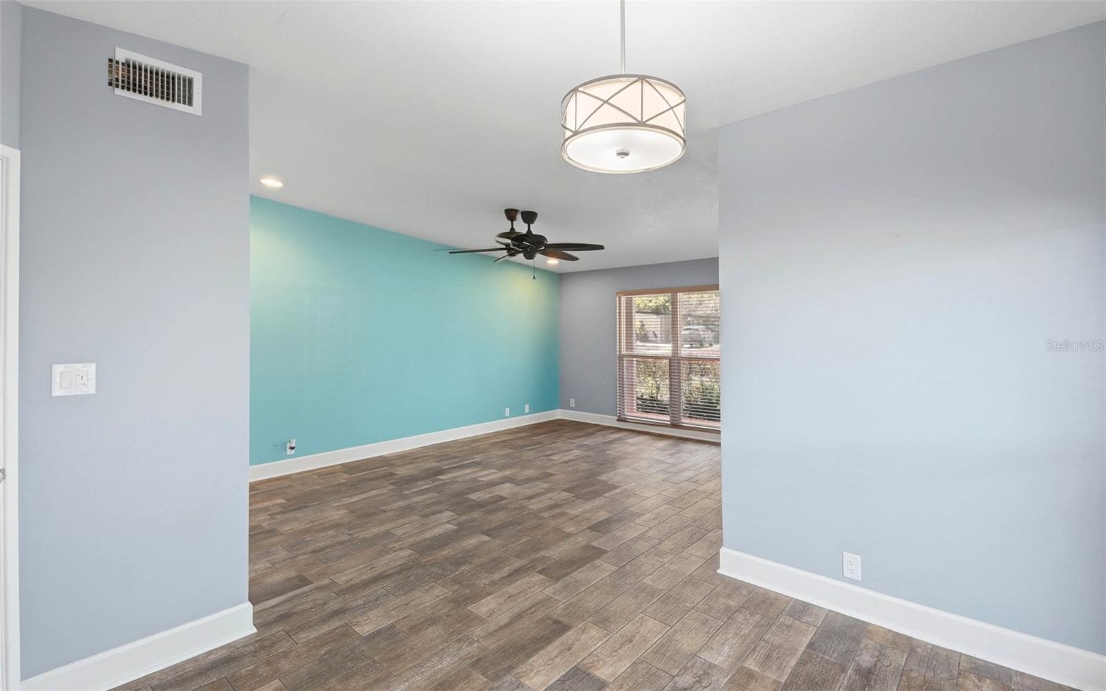 Image 6 of 24 For 701 Strathmore Drive