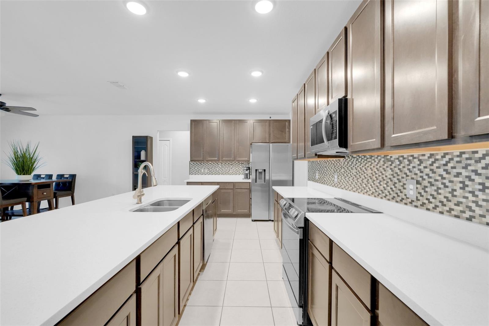 Image 18 of 38 For 15211 Silver Eagle Road