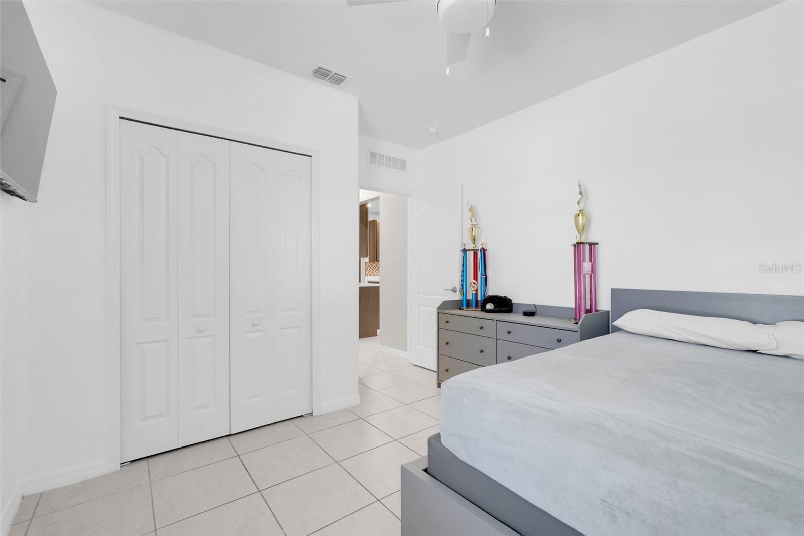 Image 28 of 38 For 15211 Silver Eagle Road