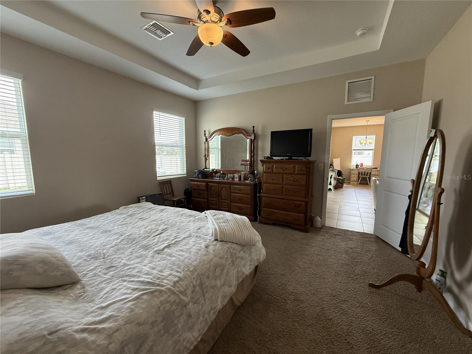 Image 16 of 26 For 16418 Woodside Glen