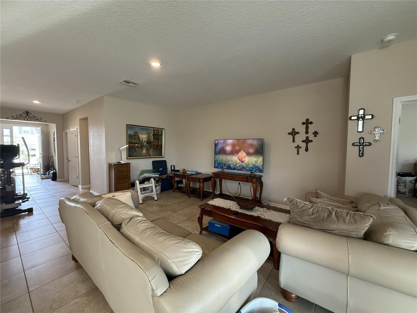 Image 25 of 26 For 16418 Woodside Glen