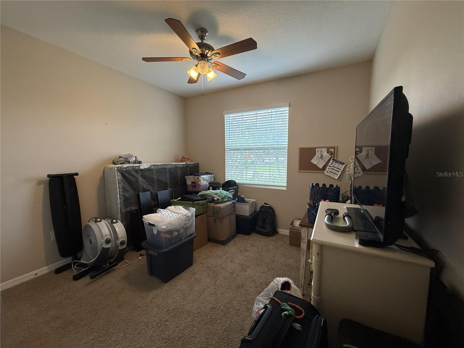 Image 5 of 26 For 16418 Woodside Glen