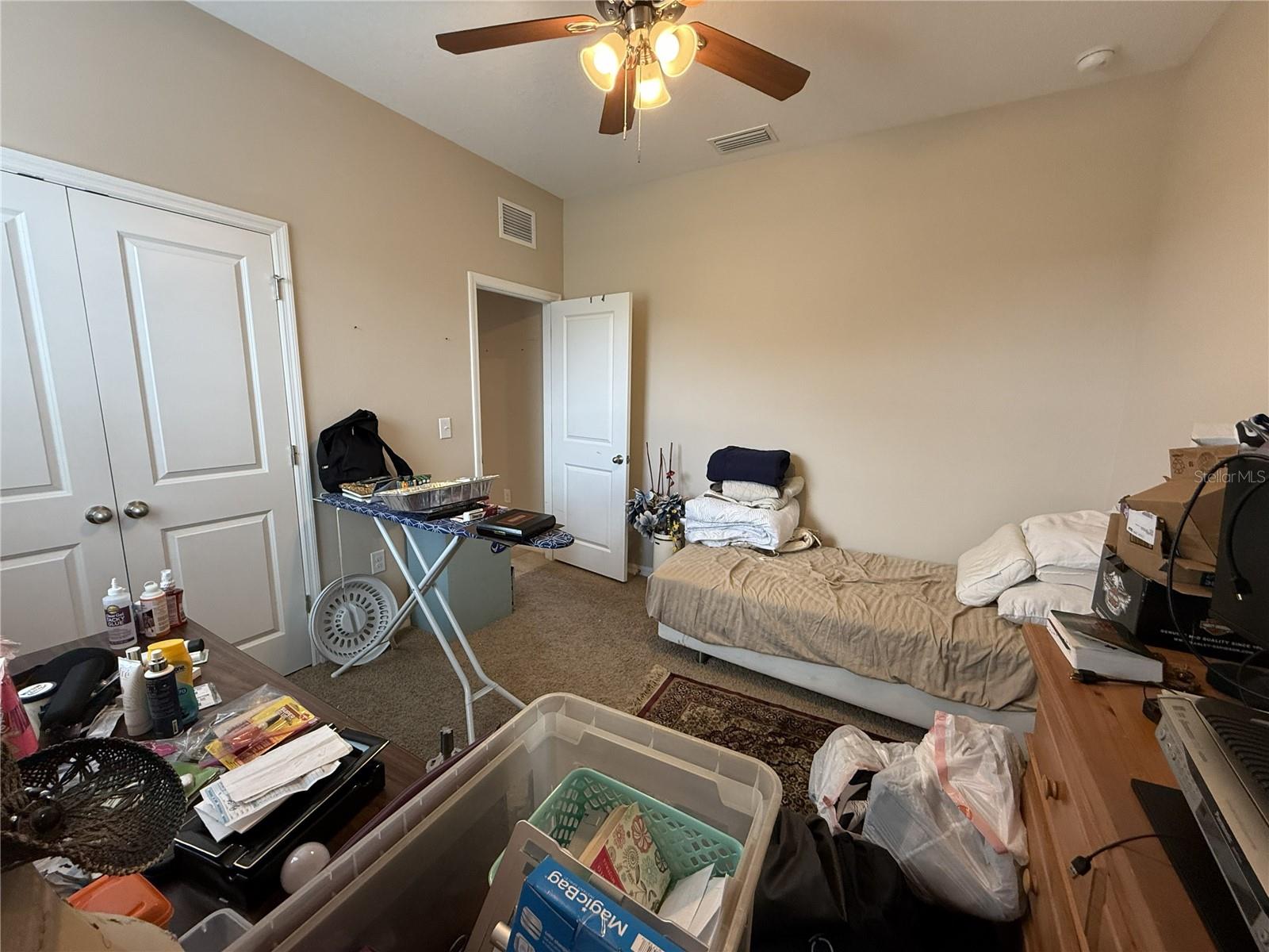 Image 9 of 26 For 16418 Woodside Glen