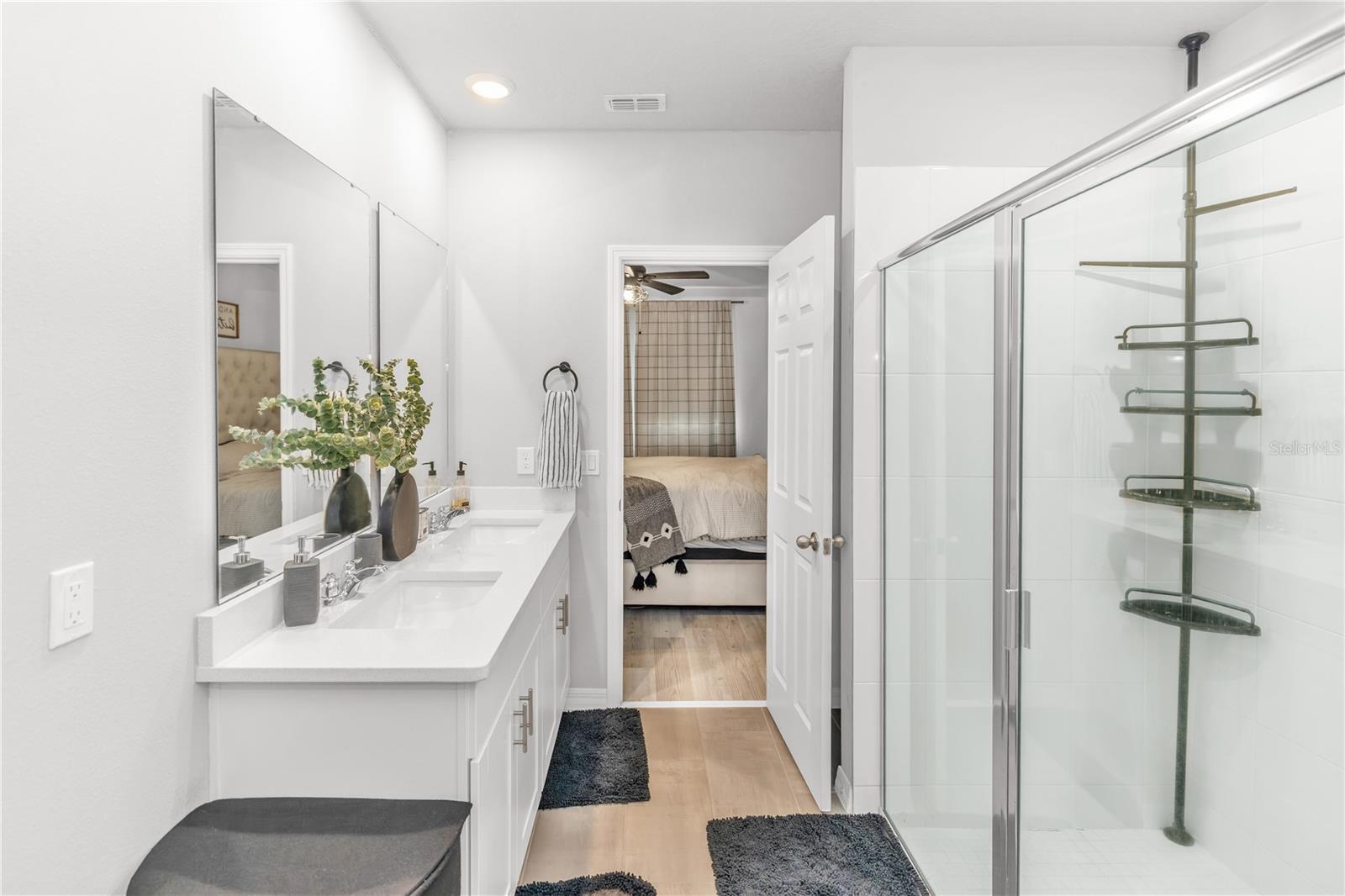 Image 10 of 23 For 224 Towns Circle