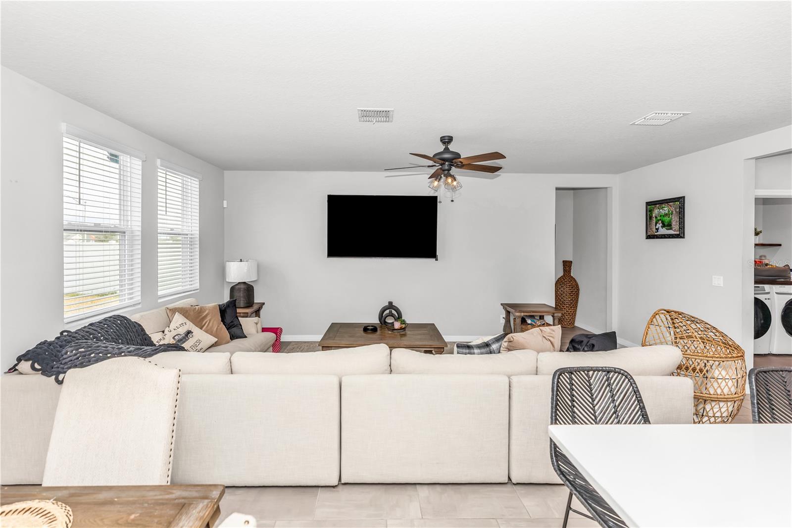 Image 6 of 23 For 224 Towns Circle