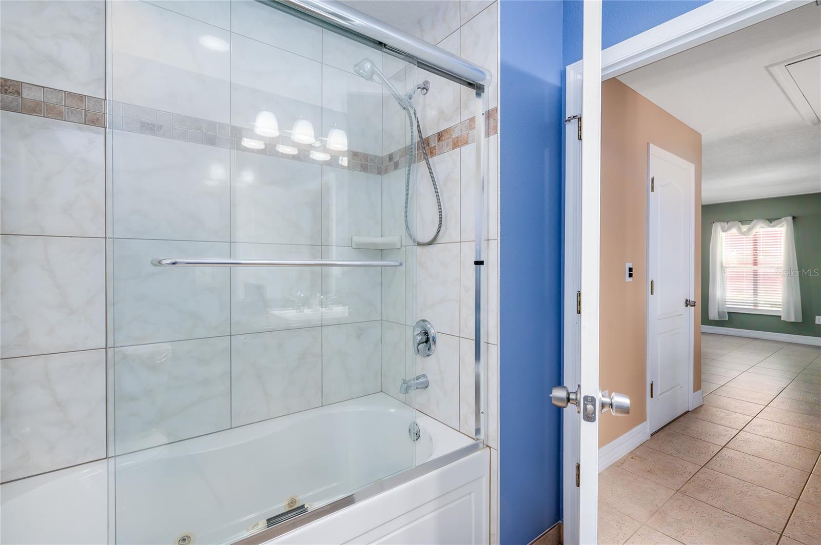 Image 26 of 58 For 214 Gary Avenue