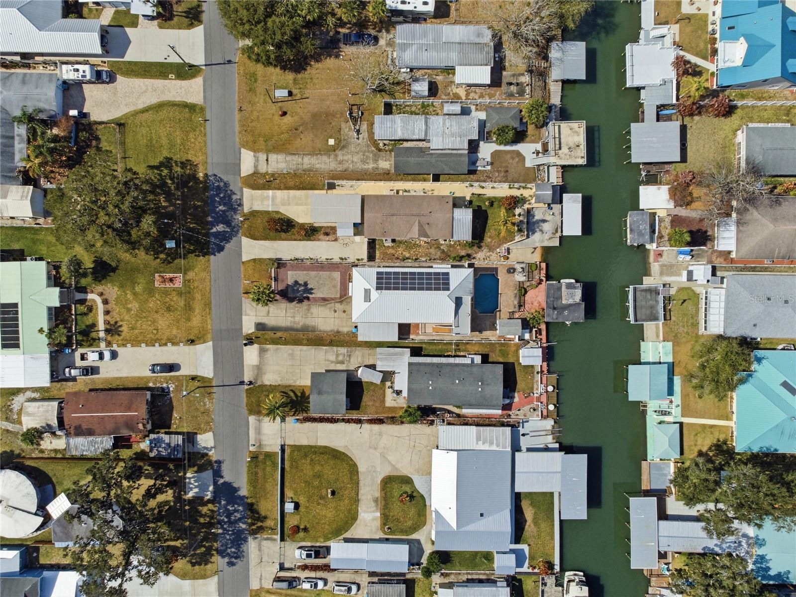 Image 39 of 58 For 214 Gary Avenue