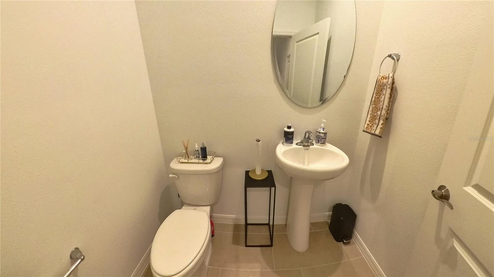 Image 17 of 32 For 554 Orient Avenue